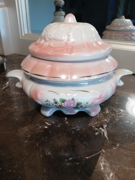 Other - Vintage Chinese Pink & White Iridescent Porcelain Ginger Jar 5.5" Tall With Lid